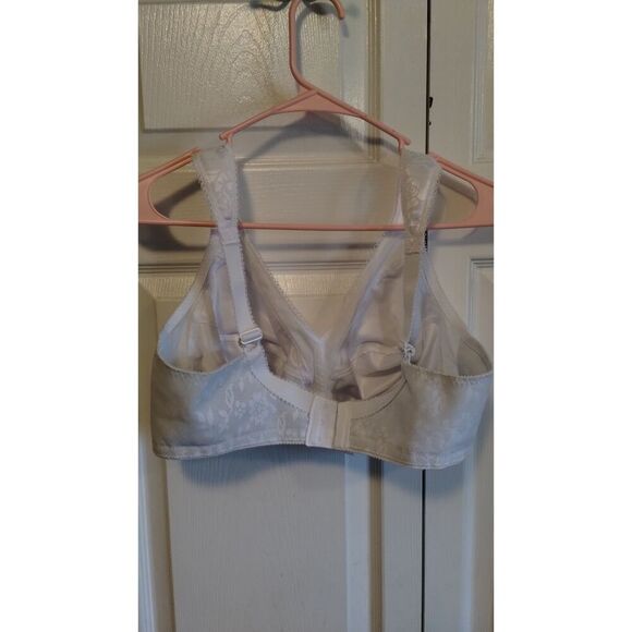 Playtex Women's 18-Hour 40C Back Close White Bra‎ - Picture 2 of 4